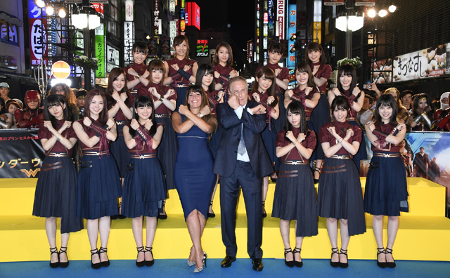 「乃木坂46」が「ワンダーウーマン」のジャパンプレミアに出席