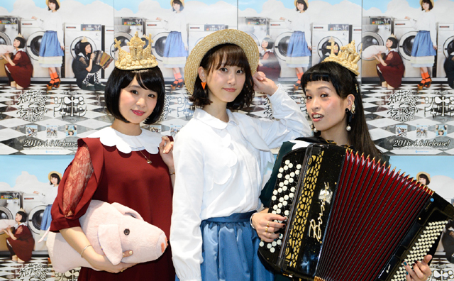 松井玲奈、「SKE48」卒業後初のシングルリリース曲『シャボン』を初披露!　「AKB48」卒業の高橋みなみにエールも!!