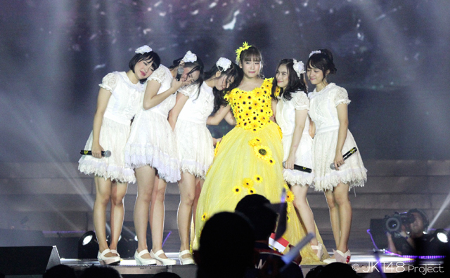 「JKT48」仲川遥香が卒業セレモニー!　「メンバーもファンのみなさんも私の家族」