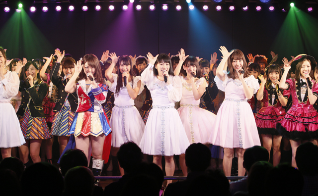 「AKB48」が「劇場オープン11周年特別記念公演」を開催!