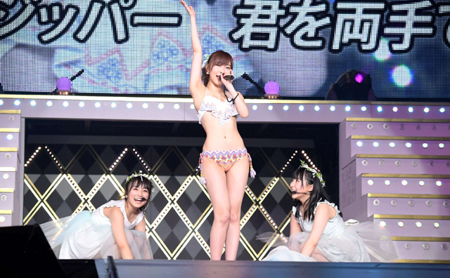 「HKT48」指原莉乃が昨年の「総選挙」の公約である熱湯風呂に挑戦!