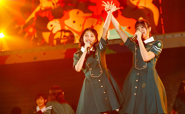 「欅坂46」が初の全国ツアーを完走! センター・平手、休養明けの今泉がソロ曲を披露