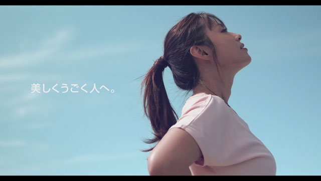【深田恭子】美ボディ披露！動画公開。汗を流す姿が美しすぎる。新作ウェアを着る新ビジュアルも。の画像2